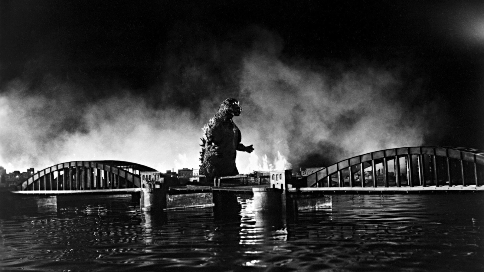 A primeira tentativa de filmar o tumulto de Godzilla em Tóquio foi um desastre total
