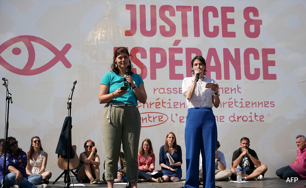 Feministas francesas marcham contra a extrema direita dias antes da votação