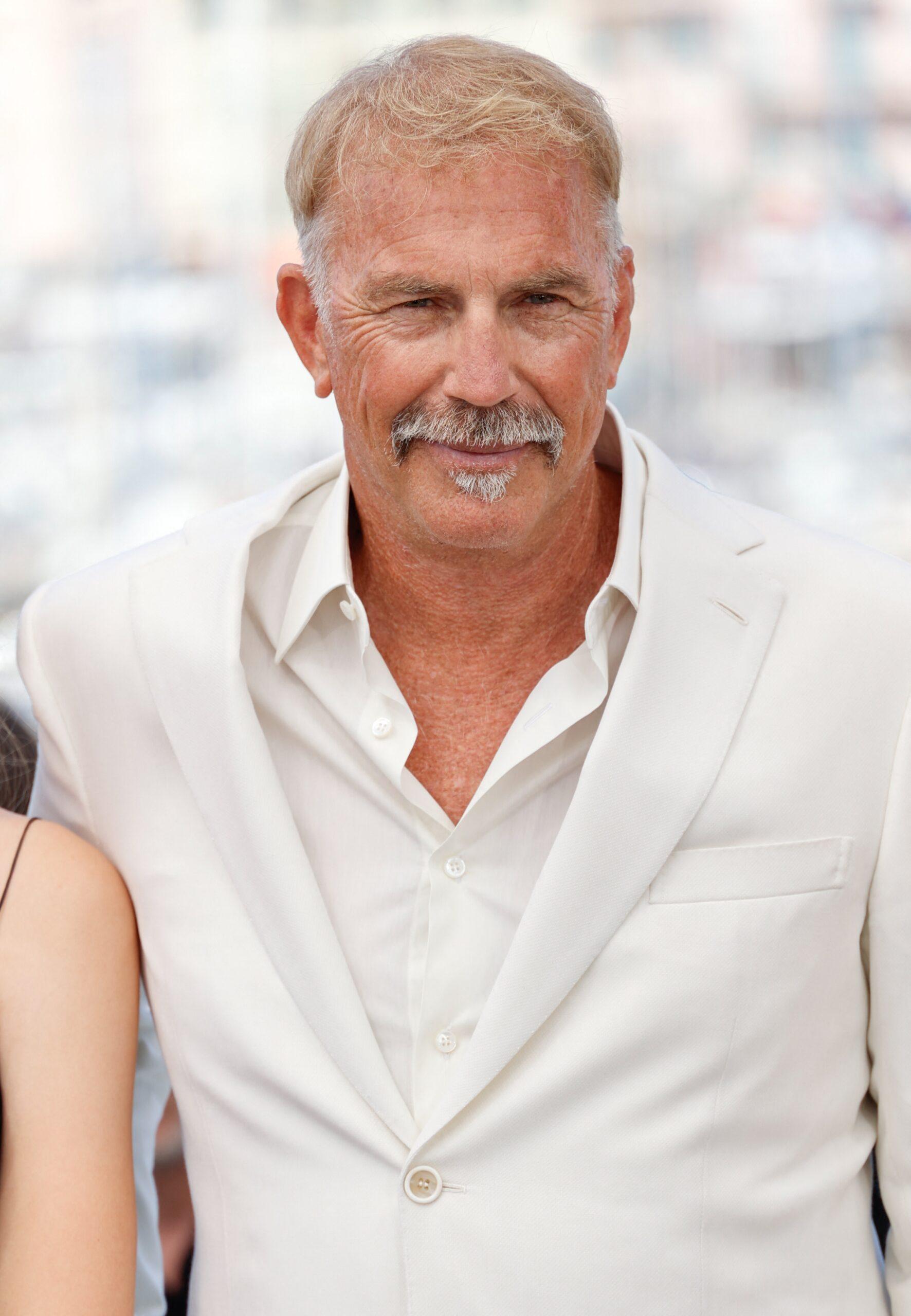 Kevin Costner participa