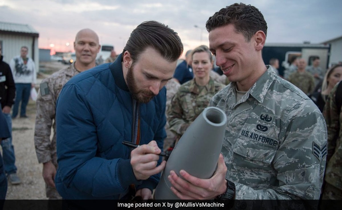 O ator Chris Evans esclarece que não assinou a bomba israelense enquanto a foto se torna viral