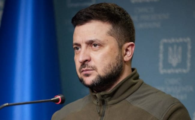 Em meio à guerra com a Rússia, Zelensky demite comandante sênior do exército ucraniano