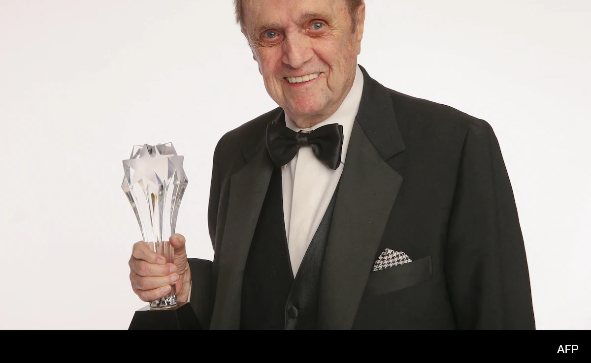 Lenda da comédia Bob Newhart morre aos 94 anos: publicitário