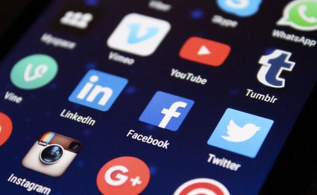 Paquistão banirá todas as plataformas de mídia social por 6 dias para conter