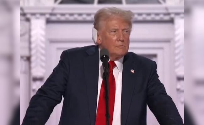 "Não concorrendo por apenas metade da América": discurso de Donald Trump antes das pesquisas