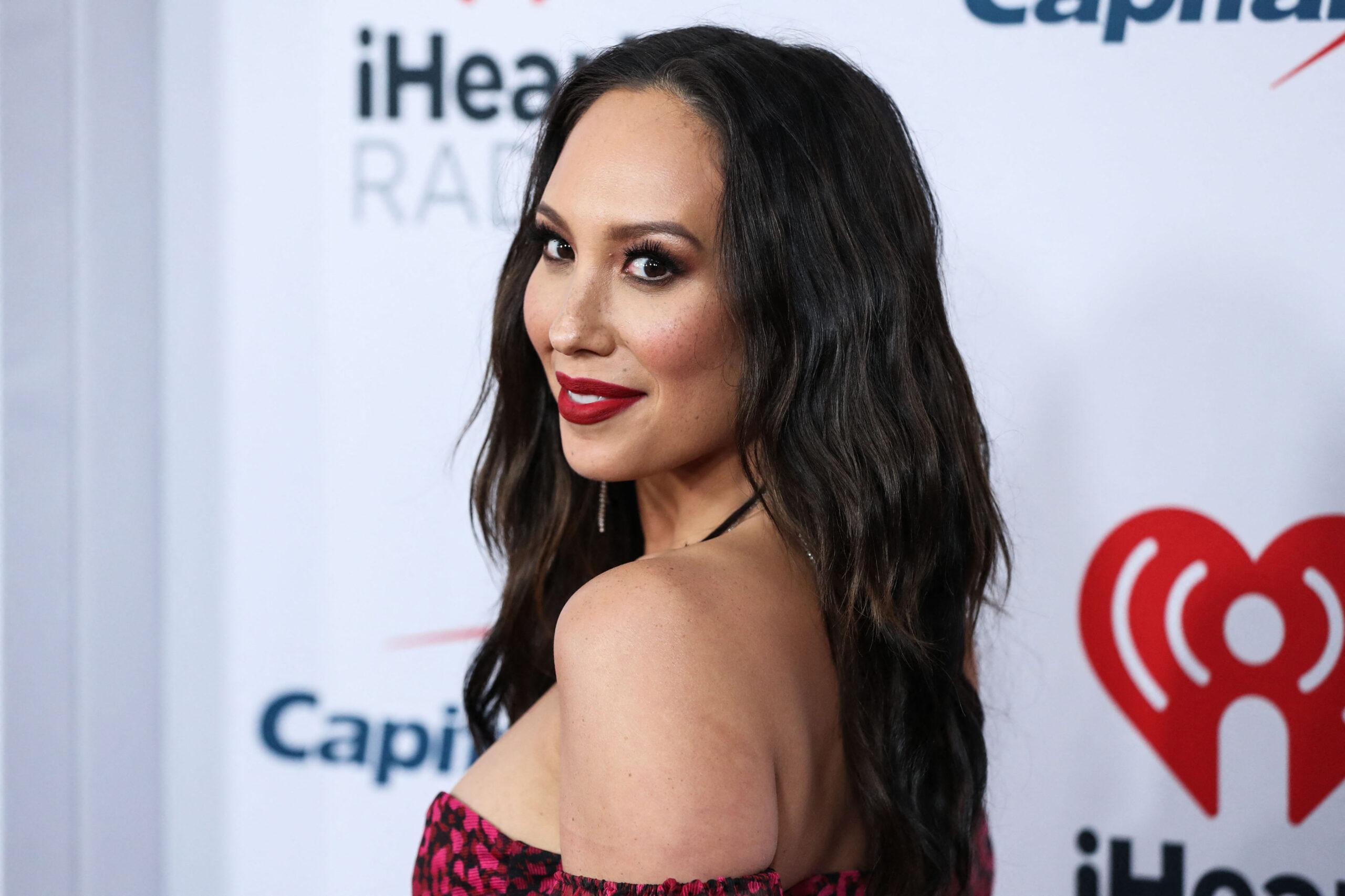 Cheryl Burke é sincera sobre os dias de 'Dancing With The Stars': 'Gorda demais para a TV'