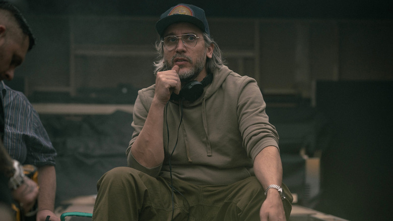 Fede Alvarez no set de Alien Romulus