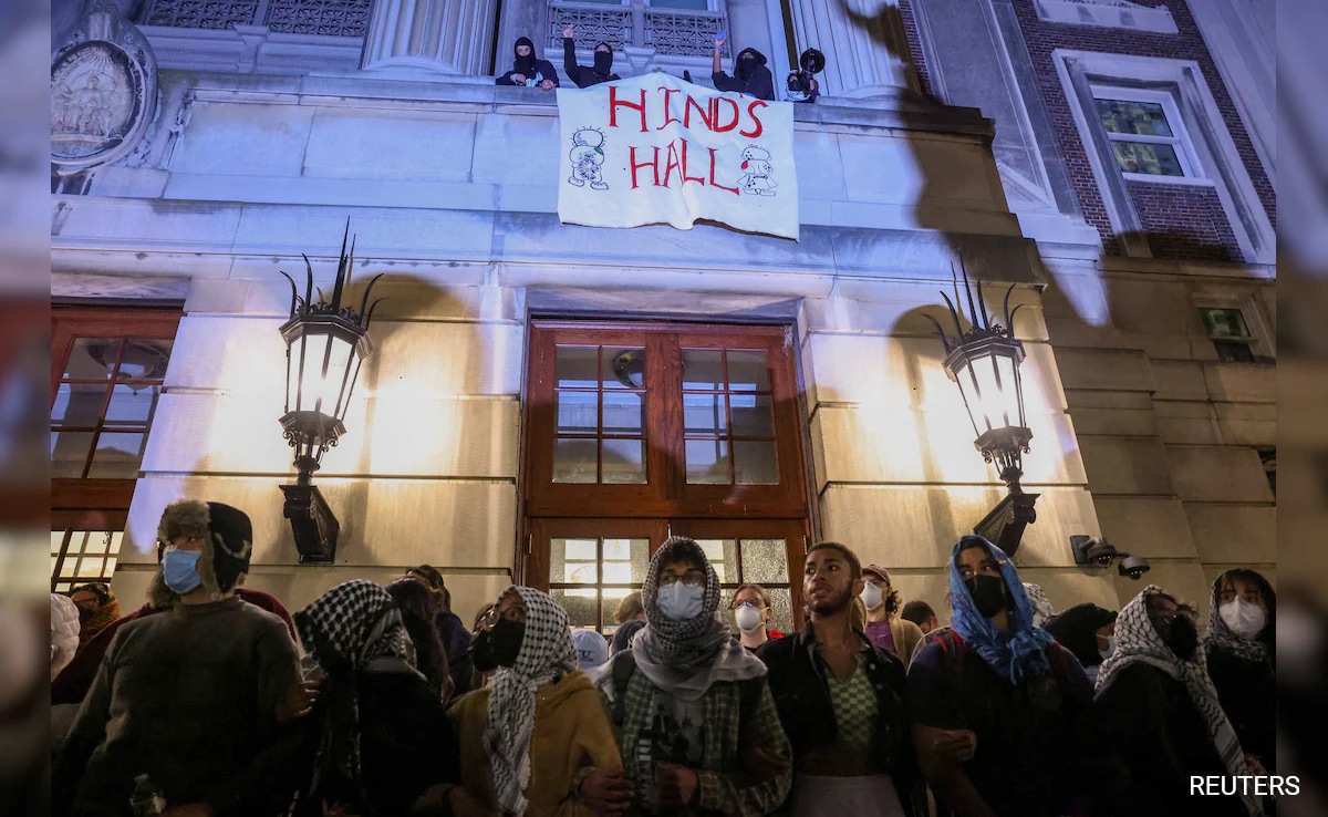 Graduados de escola secundária judaica de elite evitam Columbia em meio à turbulência dos protestos