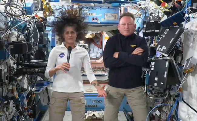 Sunita Williams comemora 59º aniversário, seu segundo no espaço