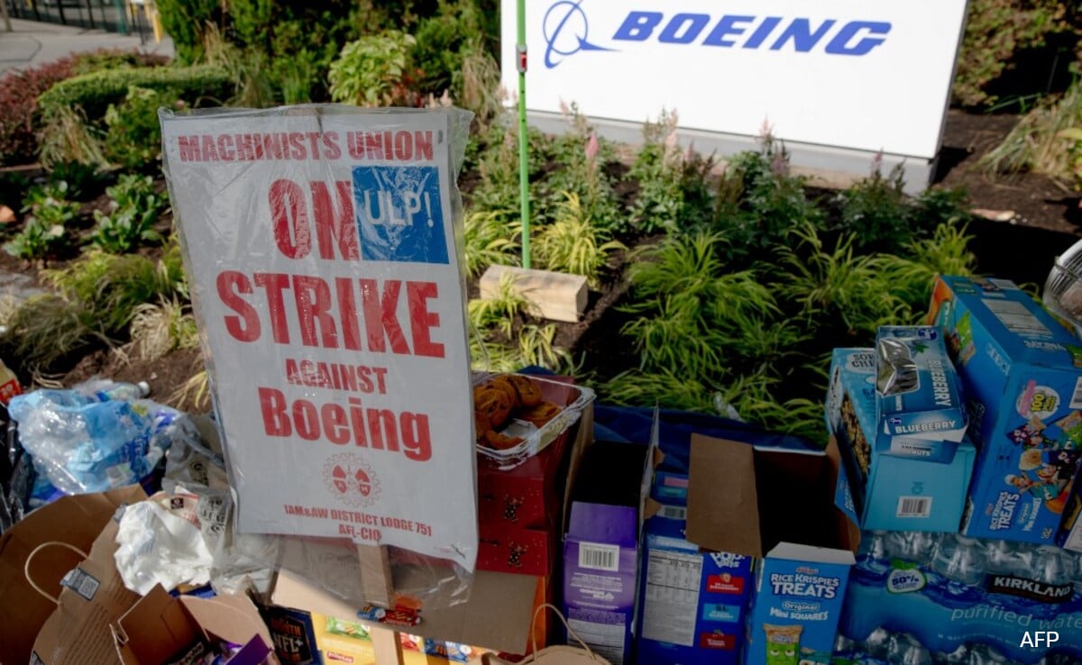 Boeing oferece aumento salarial de 30% diretamente aos trabalhadores em greve, irrita sindicatos