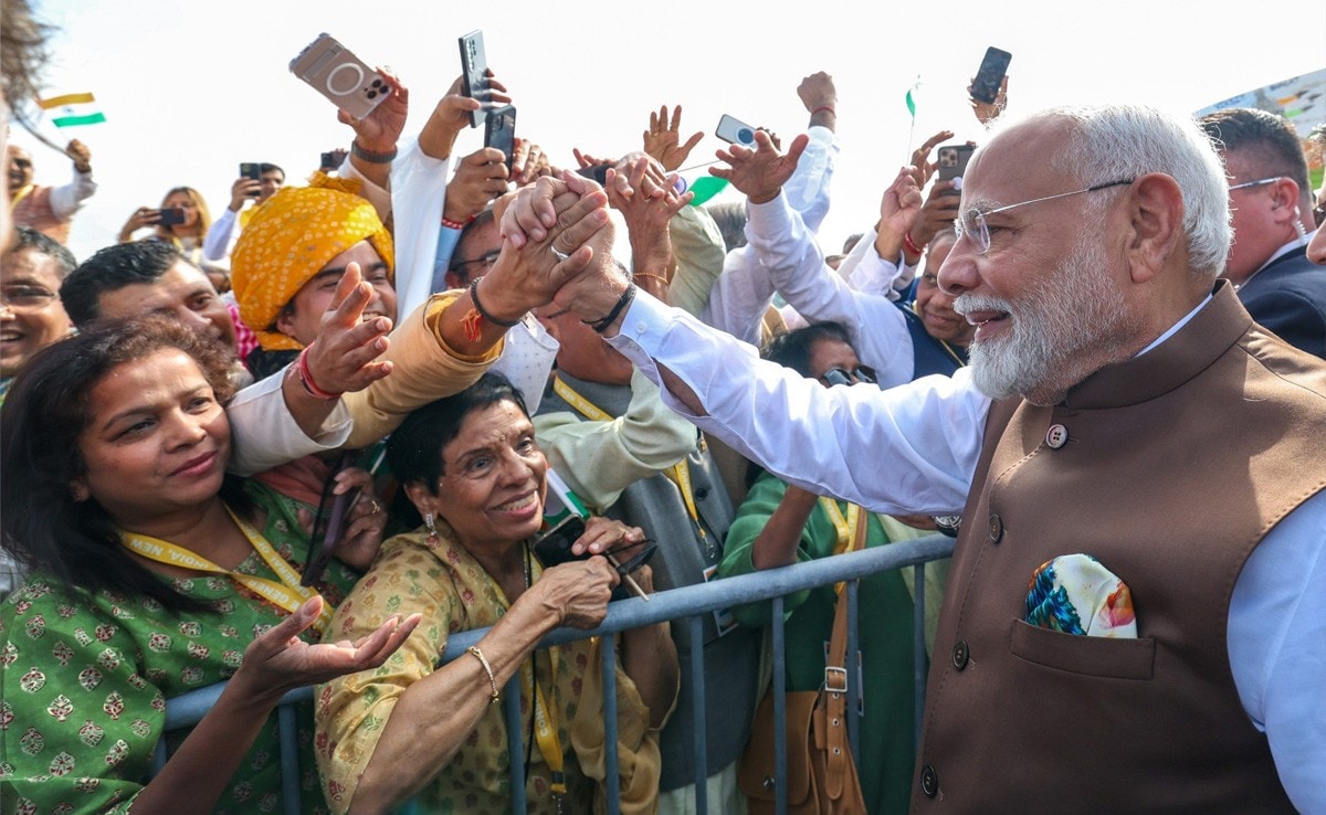 Assista: Grandes boas-vindas da comunidade indiana ao primeiro-ministro Modi quando ele desembarca nos EUA