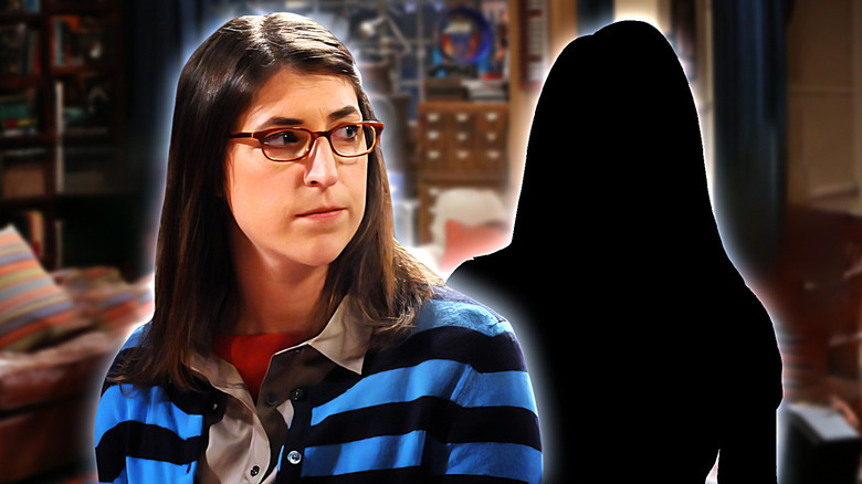 Mayim Bialik como Amy em Big Bang Theory ao lado de Shadow