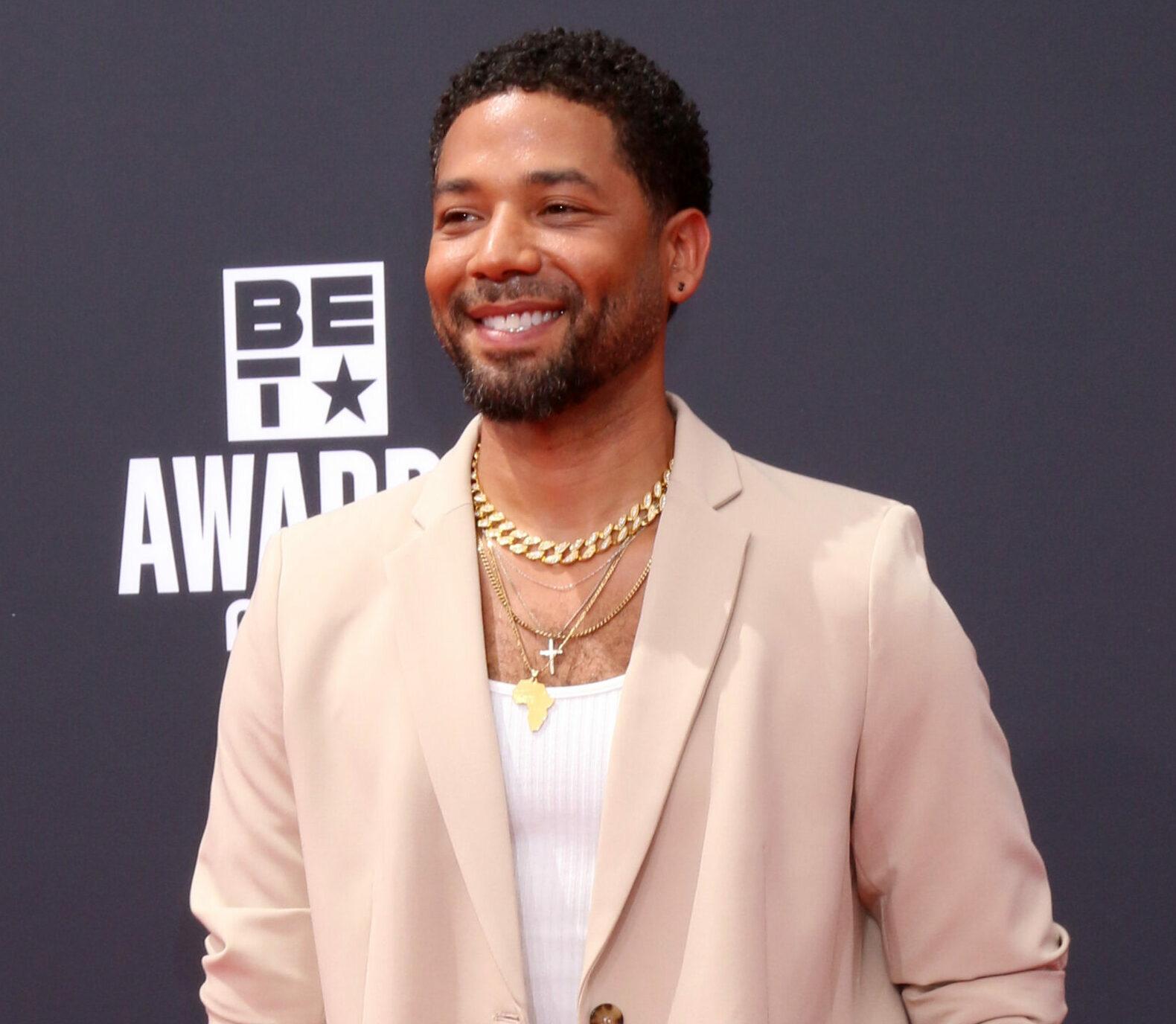 Jussie Smollett no 2022 BET Awards no Microsoft Theatre em 26 de junho de 2022 em Los Angeles, CA