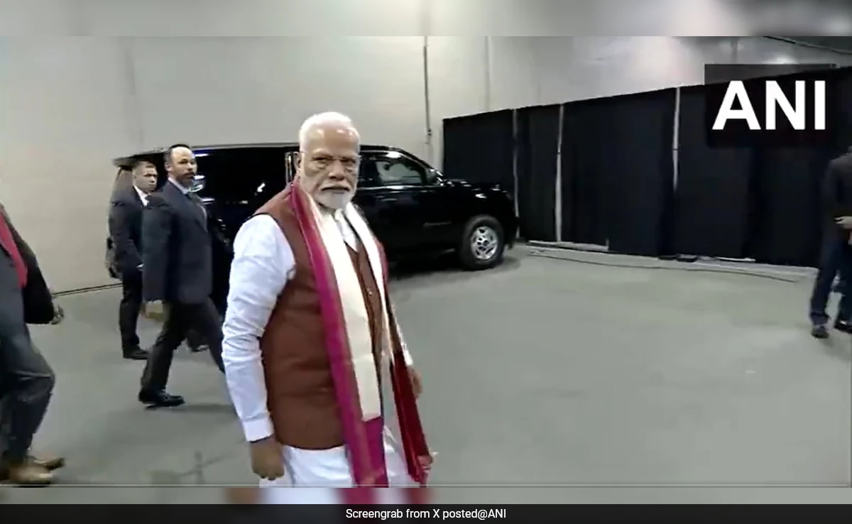 PM Modi no Nassau Coliseum em Nova York, pronto para discursar na comunidade indiana