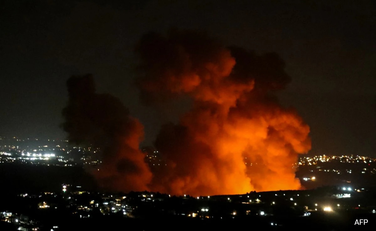 Israel bombardeia o Líbano enquanto o Hezbollah lança ataques com foguetes: 10 fatos