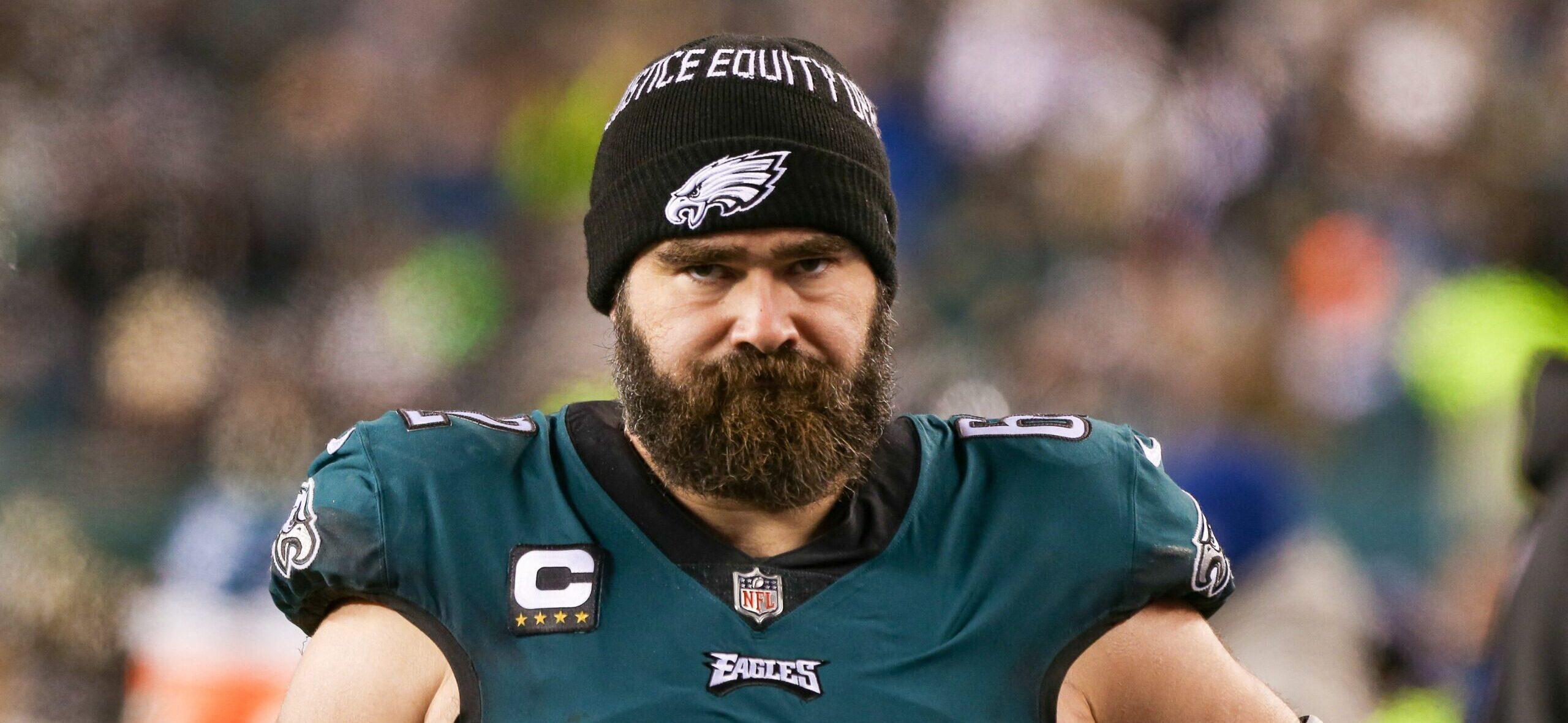 Jason Kelce em campo em 2021