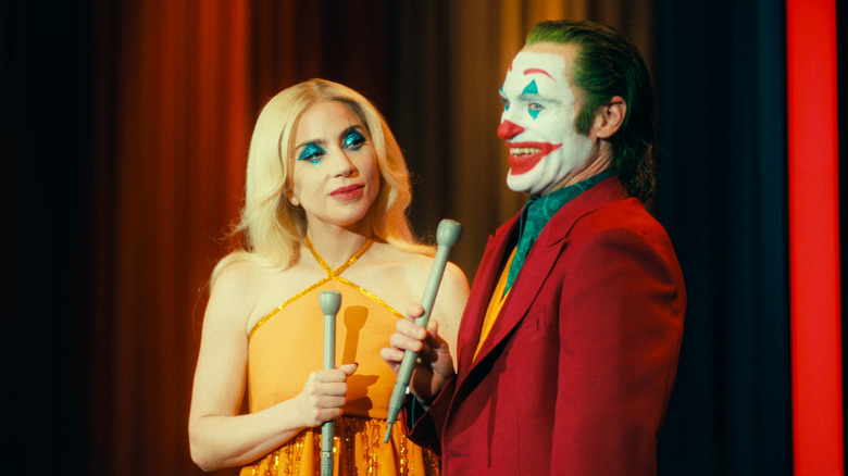 Lady Gaga e Joaquin Phoenix em Joker Folie a Deux