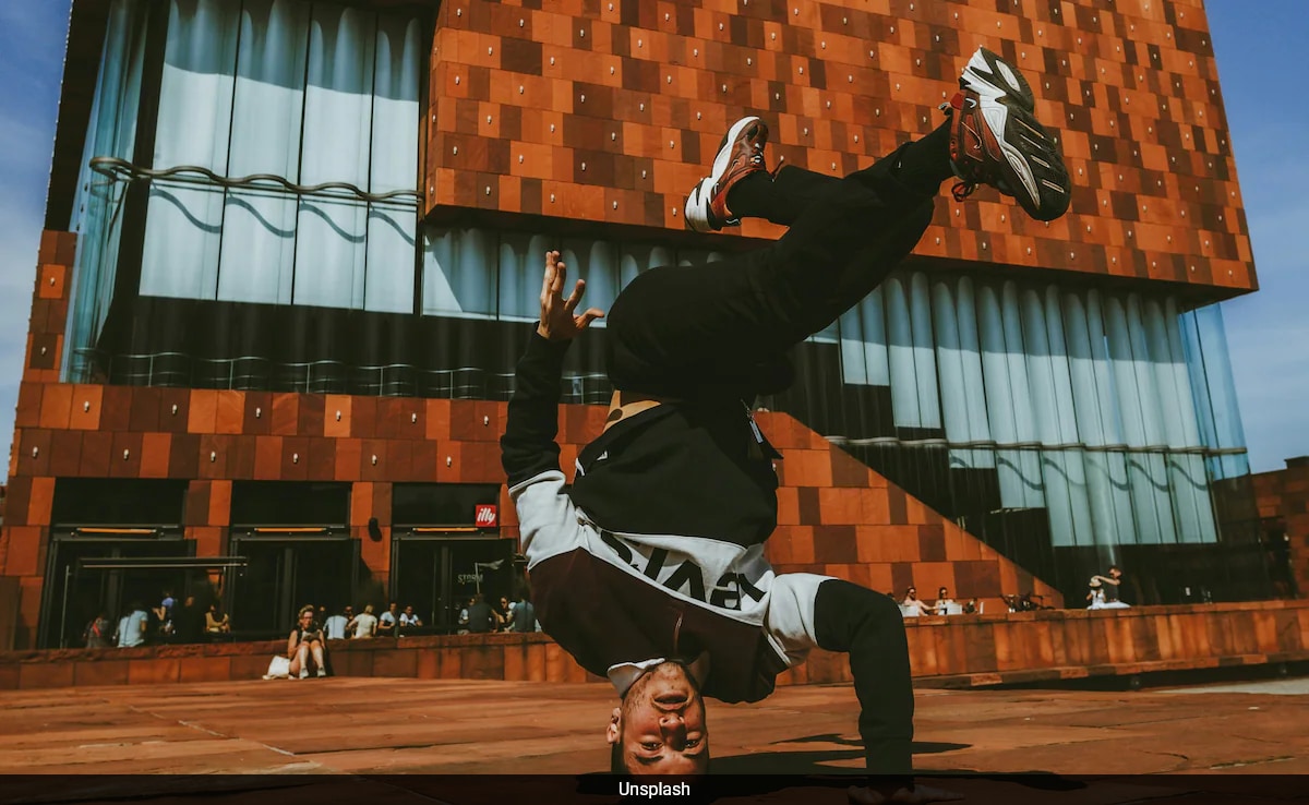 Pesquisa revela “Headspin Hole”: um risco oculto do breakdance