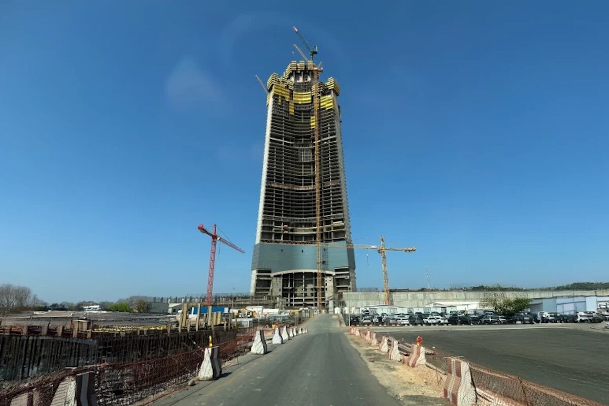 O novo edifício mais alto do mundo está muito perto de fazer história