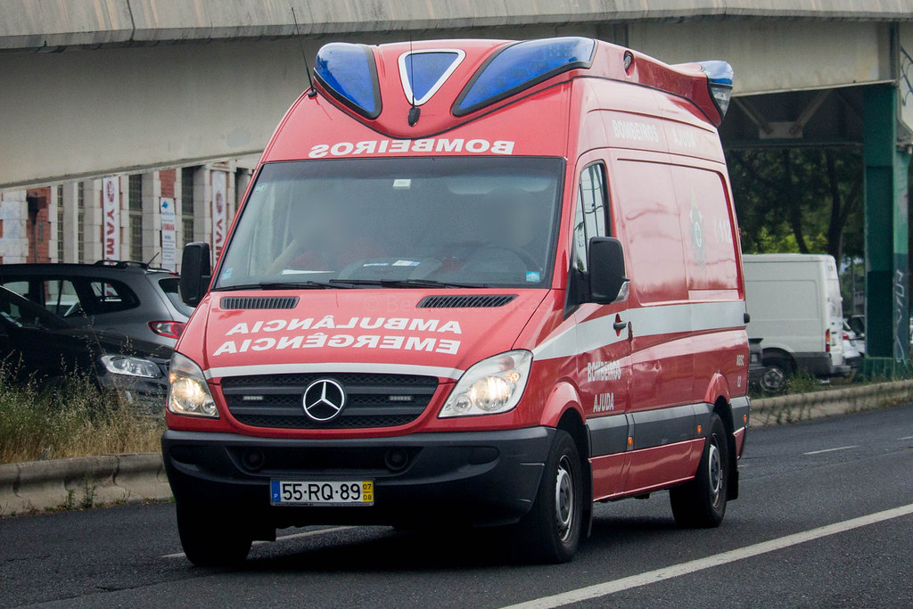 LBP criou task-force para reforço de ambulâncias. Proteção Civil diz que é ilegal e abriu processo