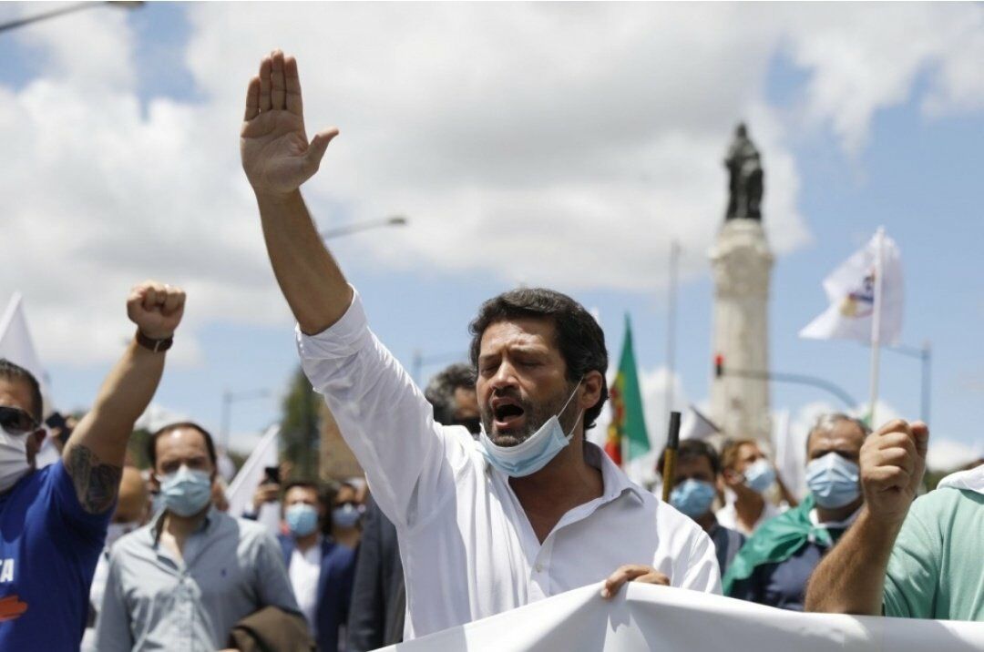 Ventura não afasta neonazis. O que liga o Chega ao Grupo 1143, alvo da PJ