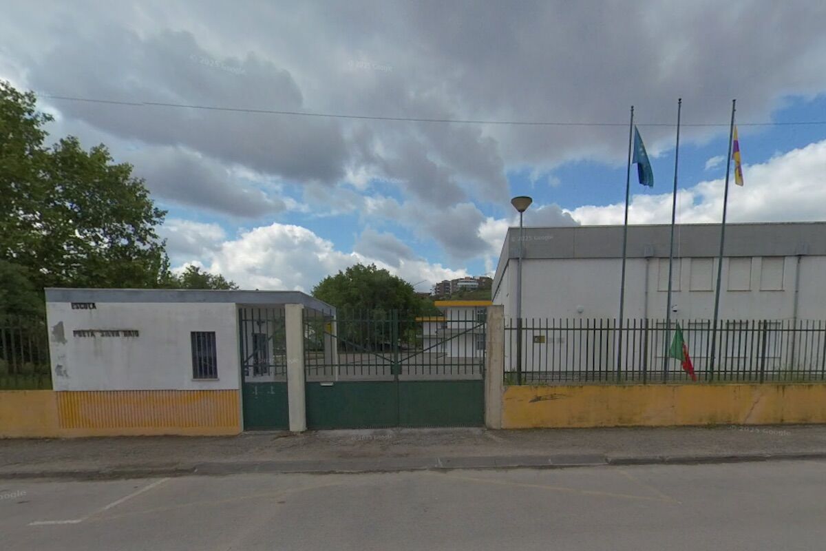 O que se passa nas escolas? Professora agredida por aluno de 12 anos em Coimbra