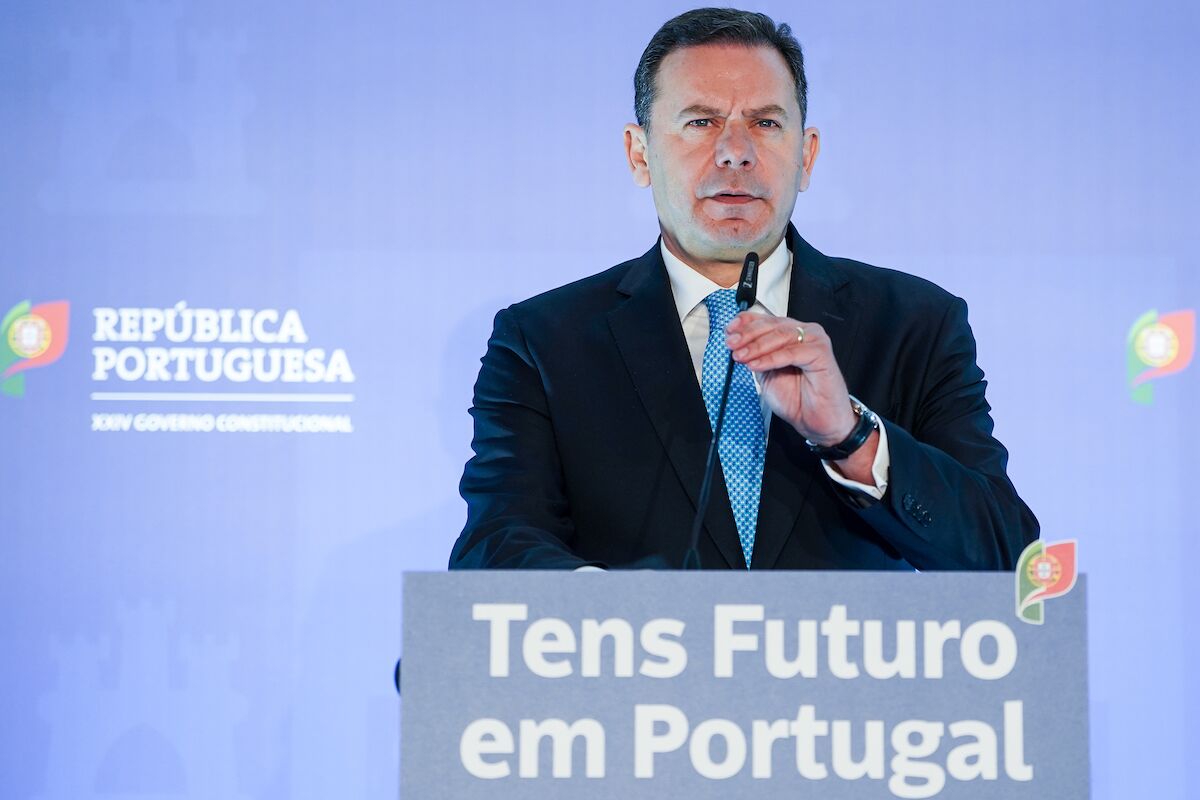 Montenegro disse “seguro” seis vezes. “Estou farto disto”