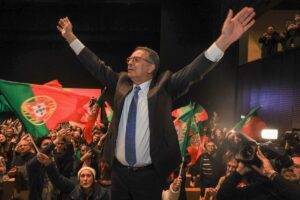 Seguro é o novo Presidente da República. Primeiras projeções: 67% a 73%