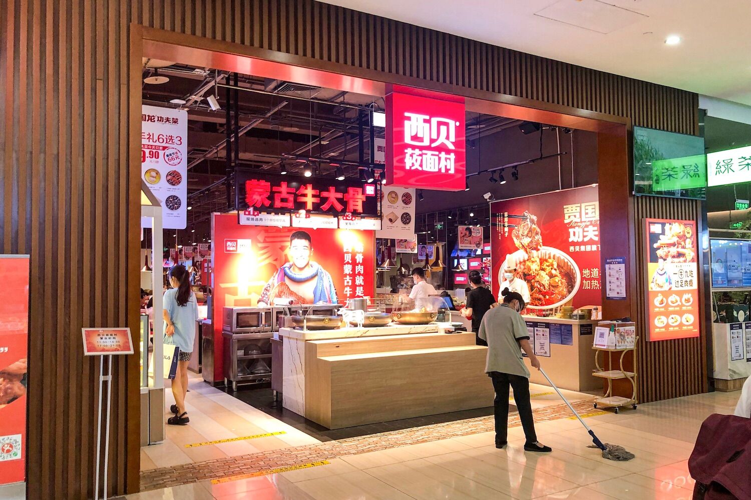 O Partido Comunista Chinês abriu guerra aos influencers: comida requentada x Economia