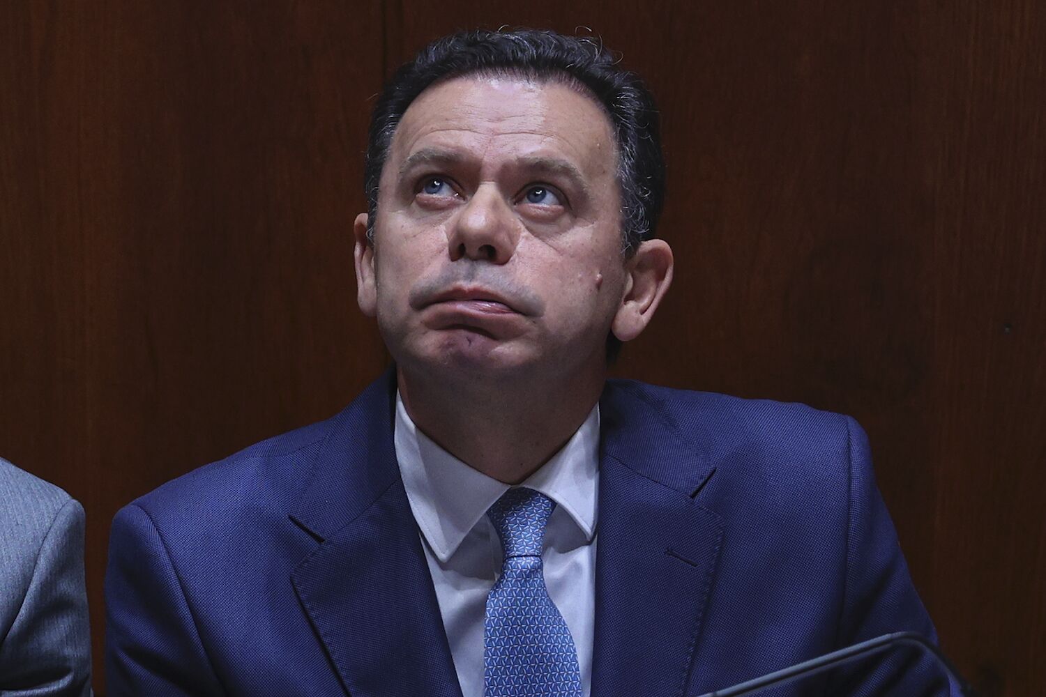 Caos, carta, capa e CDS a defender Ventura