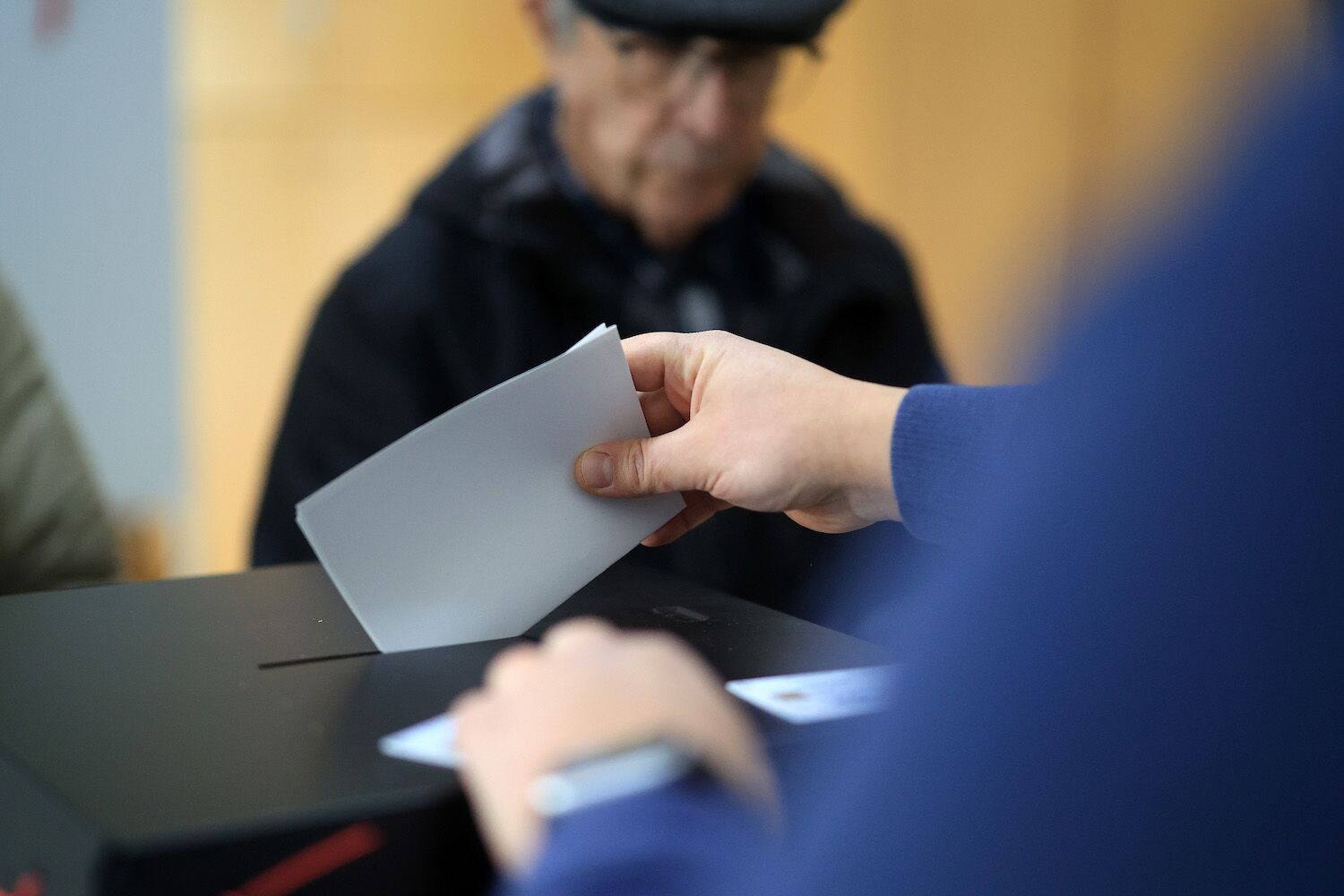 Abstenção desce pelo menos 18%: será a mais baixa em 20 anos