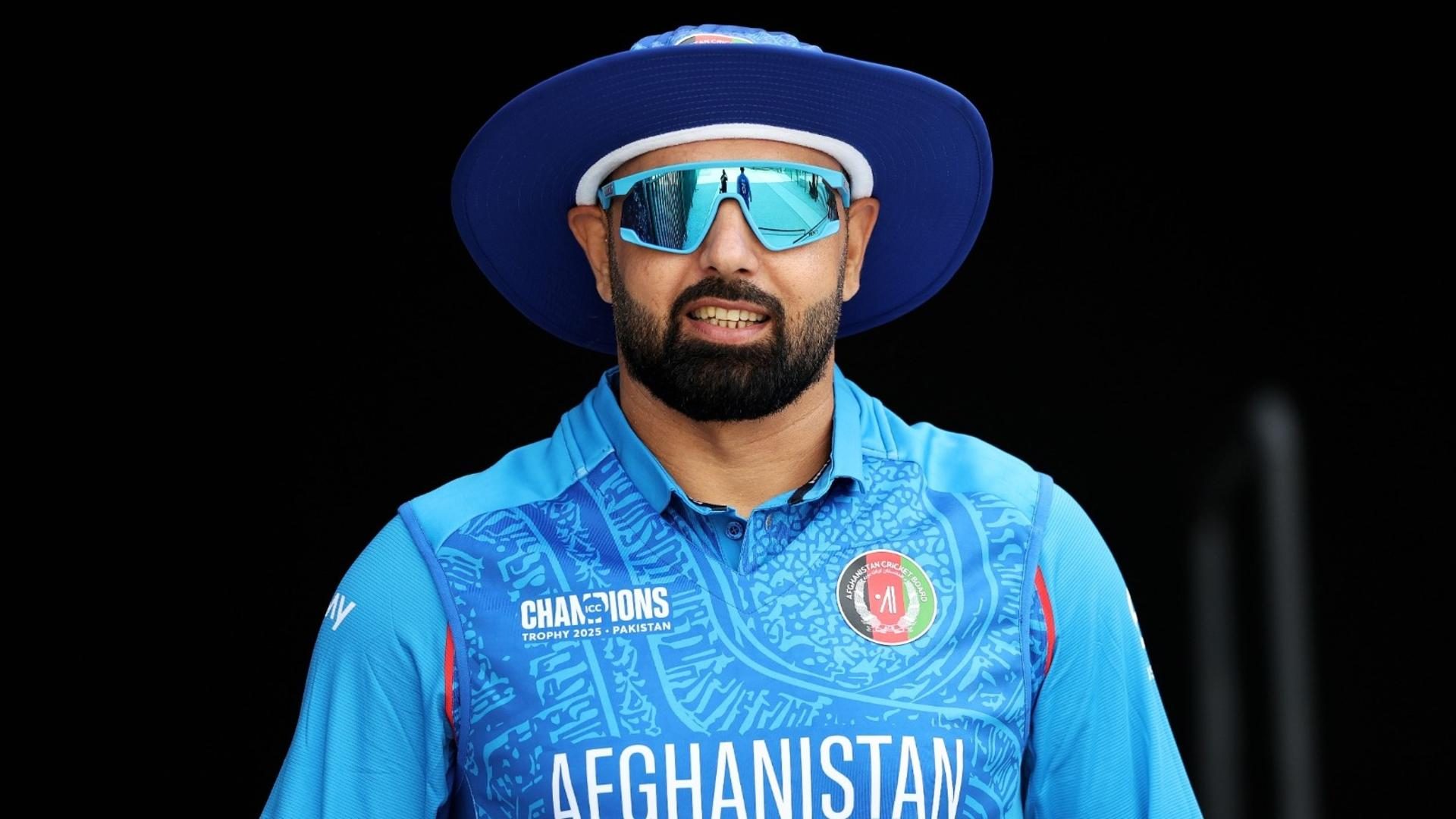 Pares de pai e filho que jogaram pelo mesmo time no críquete profissional