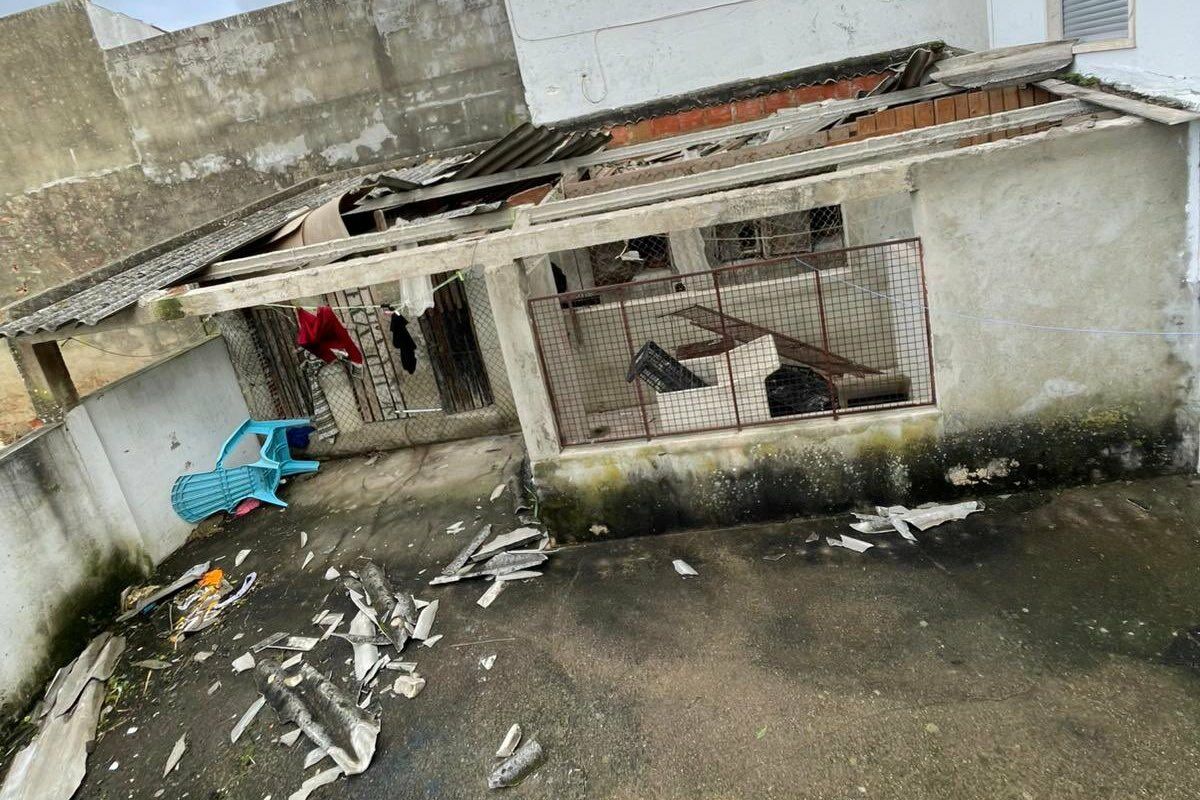 jovem filmou em direto a casa a ser destruída pela depressão Kristin