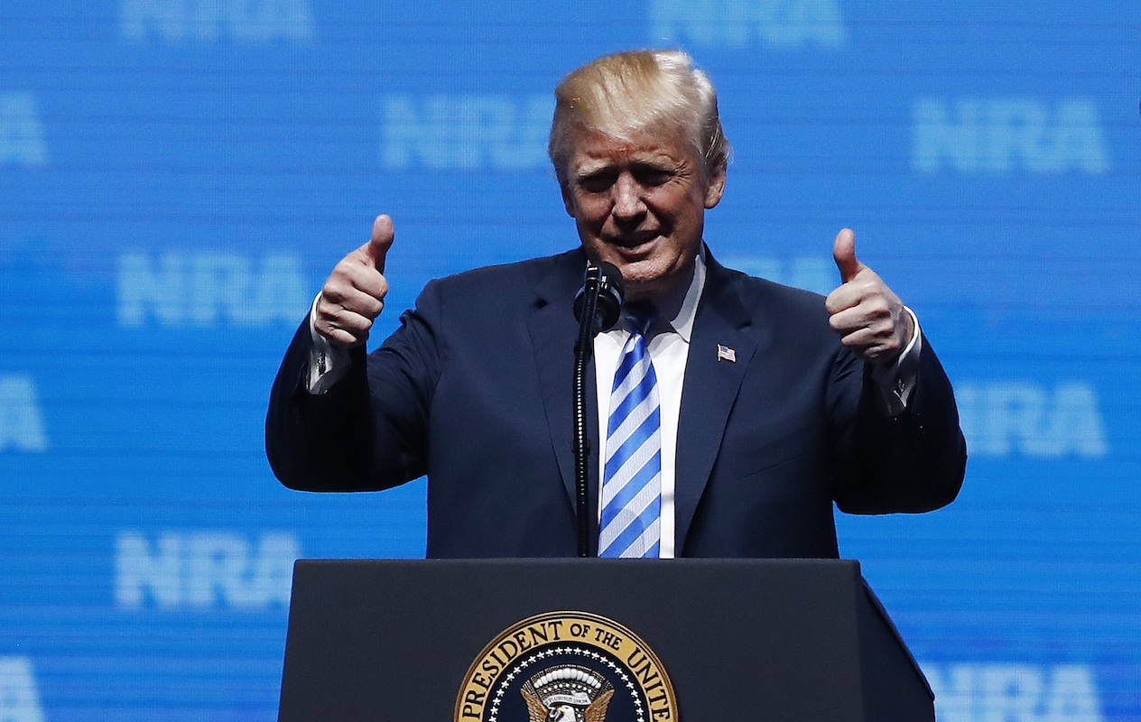 Casa Branca vs. lobby das armas