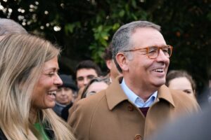 Seguro com o dobro dos votos: é mais justo, mais forte, mais honesto, mais competente