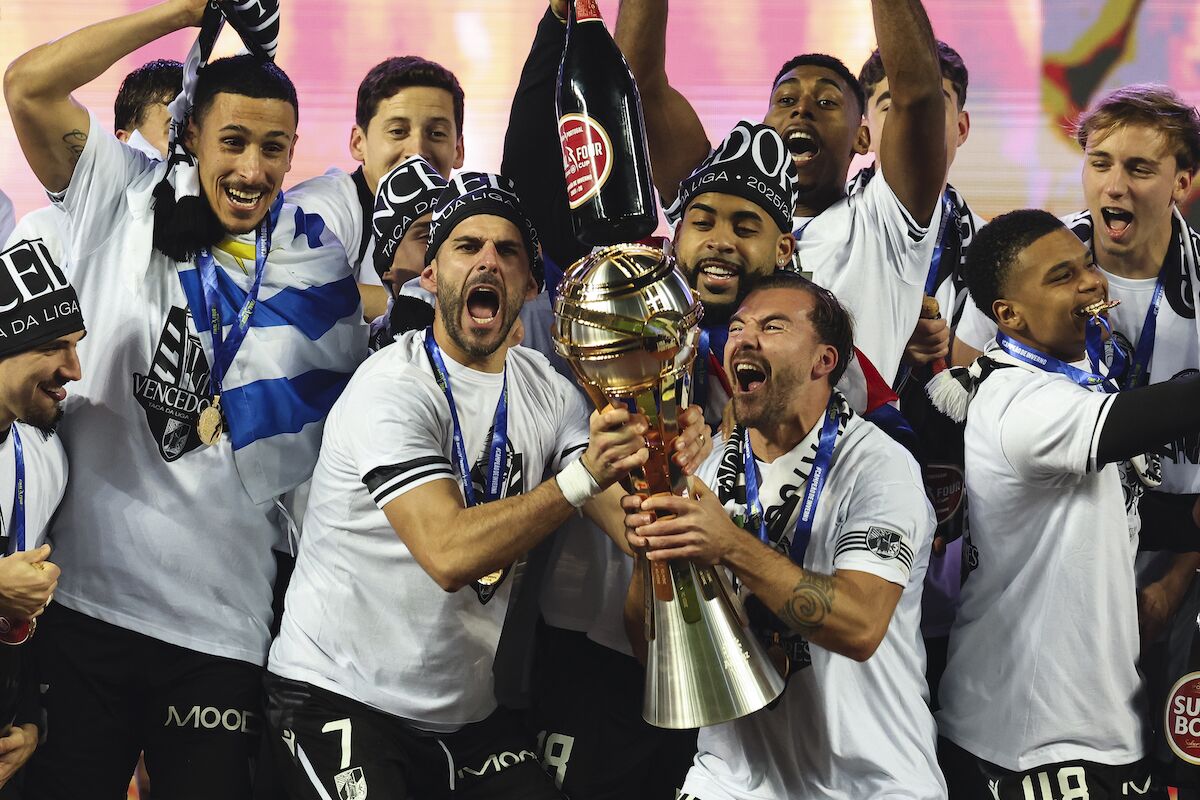 O dia em que o futebol foi dos outros dois grandes