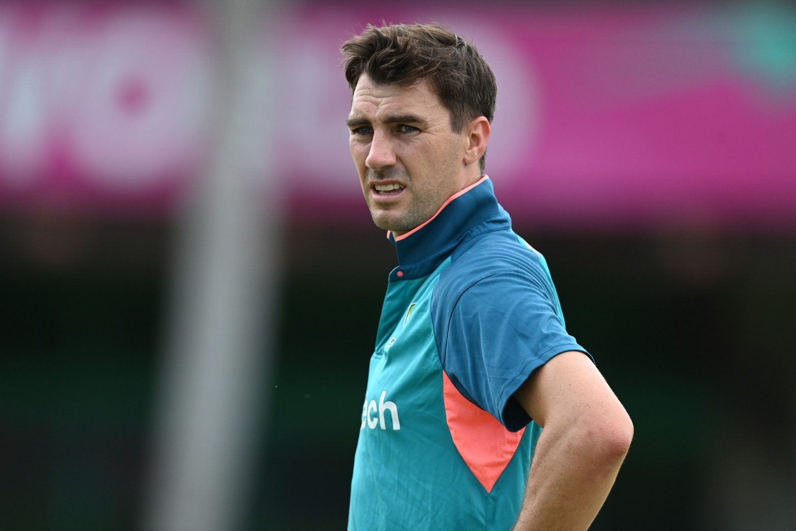 Cummins sai enquanto a Austrália faz duas mudanças na seleção da Copa do Mundo T20