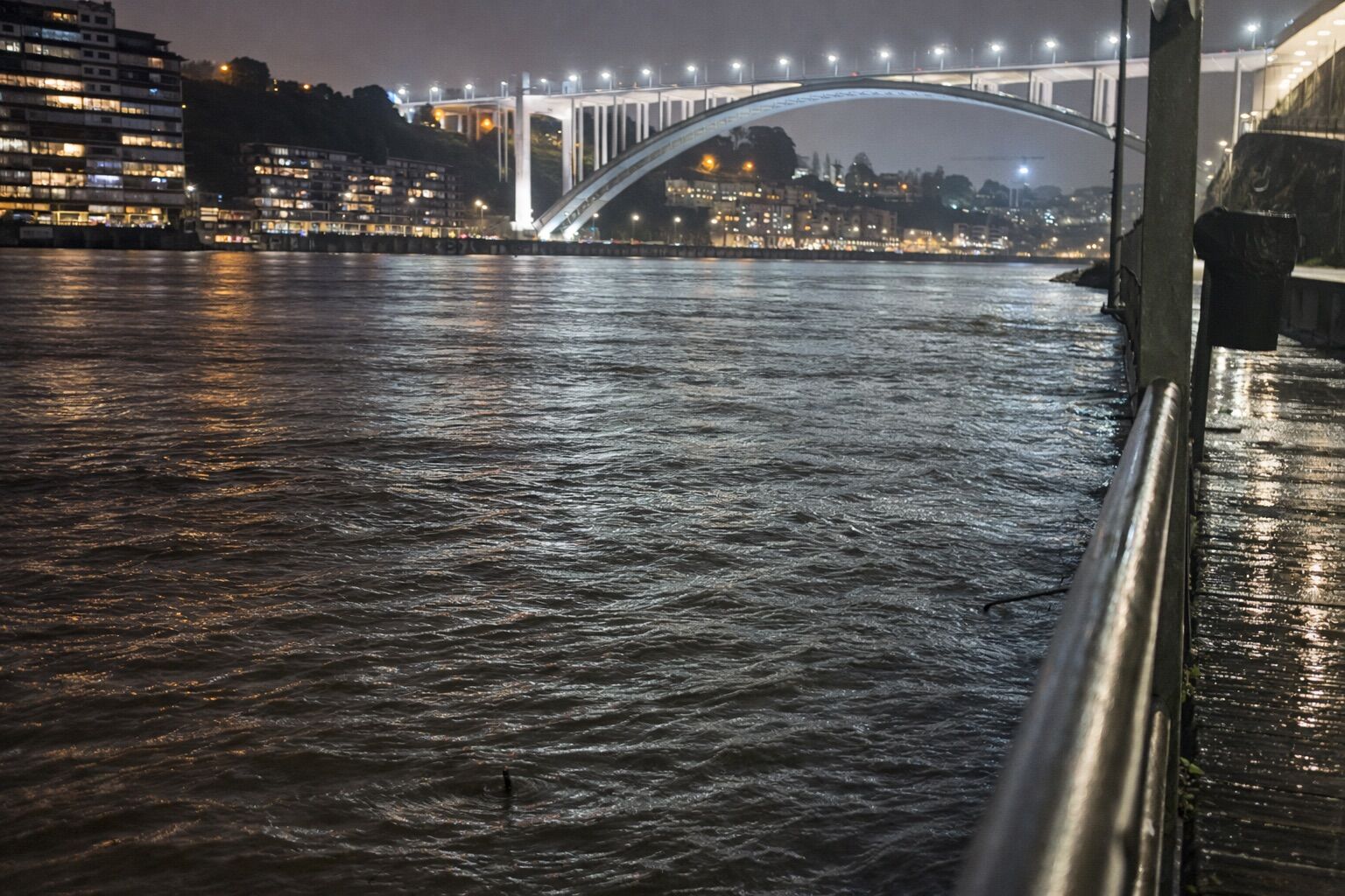 tudo pronto para evacuações, 10 rios preocupam, gestão mais difícil com Espanha