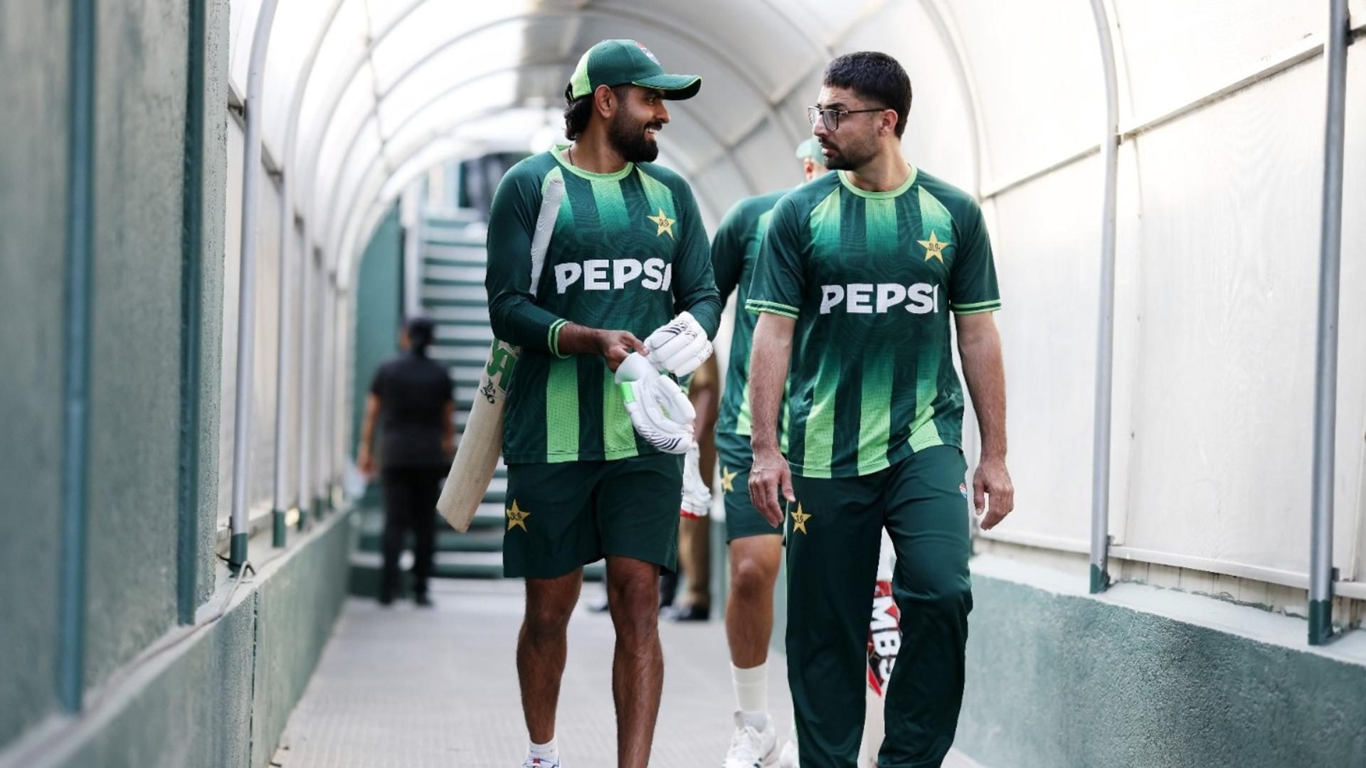 Jogadores vendidos, não vendidos, bolsa mais recente e times completos da Super League do Paquistão